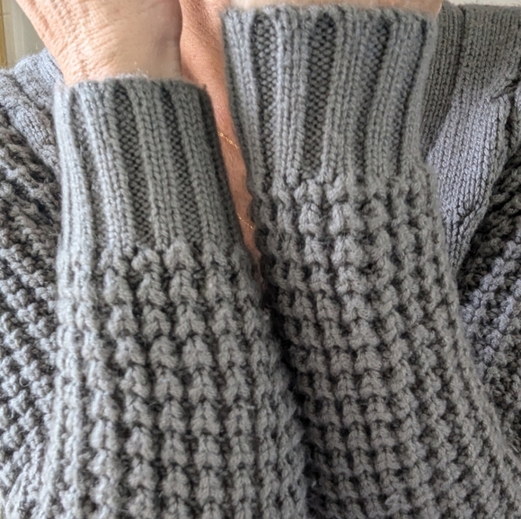 Harlowe & Graham Women’s Grandmacore Grey Chunky Belted Cardigan Size S - Picture 8 of 8